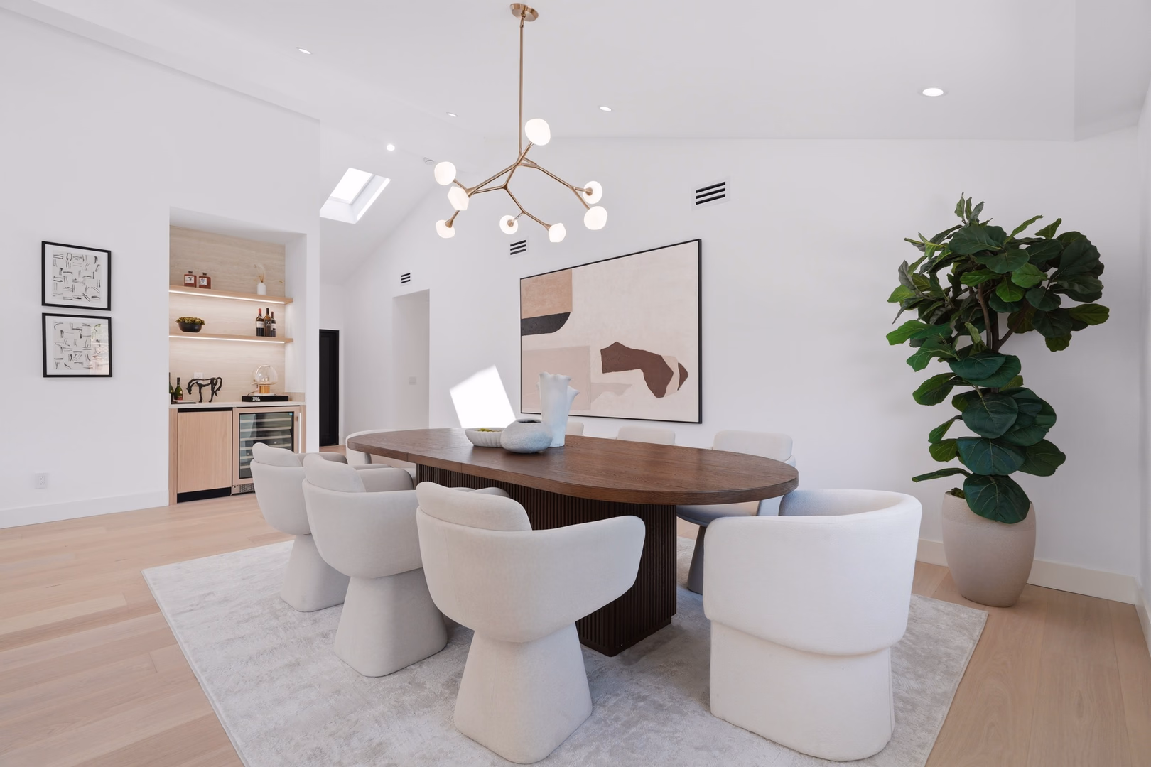 A closer look at my latest project in Los Altos. Every detail of this home was thoughtfully designed, combining modern elegance, high end finishes, and exceptional craftsmanship in one of the area’s most desirable neighborhoods.

📍 1389 Chelsea Dr., Los Altos, CA 94024
💰 Offered at $5,498,000
🛏 5 Bedrooms
🛁 4.5 Bathrooms
🏡 2,560 Sq.Ft. Living Space
🌳 10,000 Sq.Ft. Lot

Listed by Shawn Ghandchi Team
DRE 01979089

#LosAltos #LosAltosRealEstate #LuxuryHomes #LuxuryRealEstate #BayAreaRealEstate