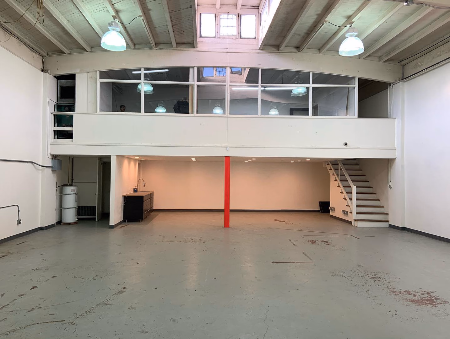 Just leased! #warehouse in #jacklondon #Oakland #commercialrealestate #kwcommercial #wfh