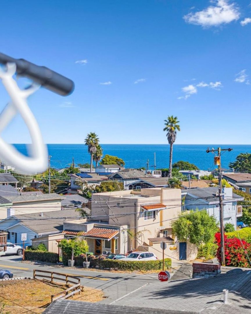 This week? Absolute fire!🔥 
TWO homes in contract and we are buzzing! ✨
Swipe ⬅️ to get the property details
🌊 First up: a dreamy ocean-view home in Seacliff with beach access practically in the backyard! 🌊 Next: a gorgeous ocean-view property on the Upper West Side, ideally situated near UCSC
Two amazing clients, two incredible homes, one very happy team. 🎉 We love weeks like this!
Huge congrats to our clients — so pumped for what’s next for you both! 🏡💙

360 Real Estate Professionals
SERHANT
DRE 02440323

#SantaCruzRealEstate #InContract #Seacliff #UpperWestSide