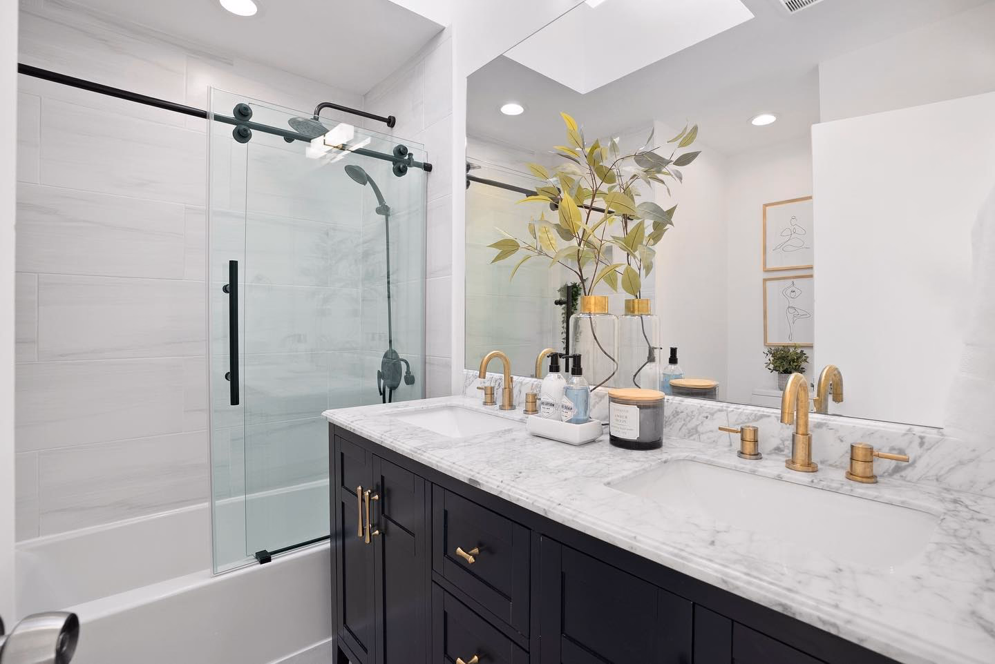 #justlisted Welcome to 709 32nd Ave - an extensively remodeled and expanded 3 bed, 2 bath single family home at the intersection of Golden Gate Park, Ocean Beach, and the Presidio. The main level of the home offers the perfect place for entertaining with an updated kitchen featuring stainless steel appliances, tile backsplash, and peninsula that flows into the dining and living rooms. Down the hall is a spa-like bathroom with dual vanity and 2 large bedrooms that capture the prominent outlooks including Golden Gate Park and ocean. The lower level of the home was transformed to create a secondary family room and additional bedroom and bathroom. This space transitions to the west-facing backyard - ideal for taking in the afternoon sun or dining al fresco. Completing this level - and particularly rare for this neighborhood - is 2-car side-by-side parking. This location is surrounded by world class transportation, restaurants, cafes, and entertainment options available all nearby. This is the one! #sanfrancisco #sanfranciscorealestate #openhouse
