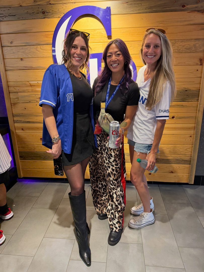 Sell It 2026 💙 What an experience! Honored to learn from the former Head of Innovation & Creativity at Disney @duncanjwardle and the legendary @tonyhawk 🤯 Got to hang with undoubtedly the coolest agents from across the country and am now even better equipped to serve my people. Shoutout to @serhantcalifornia for rolling deep! 👊🏽