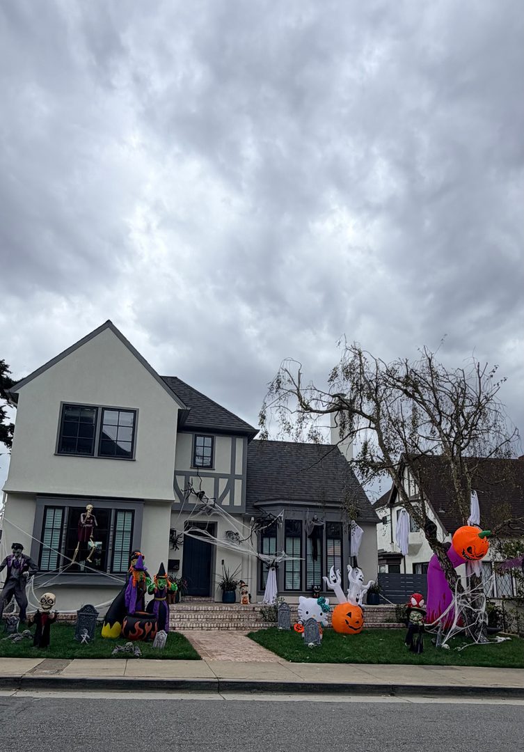 The level of Halloween enthusiasm to expect in Ingleside; an overlooked neighborhood. 