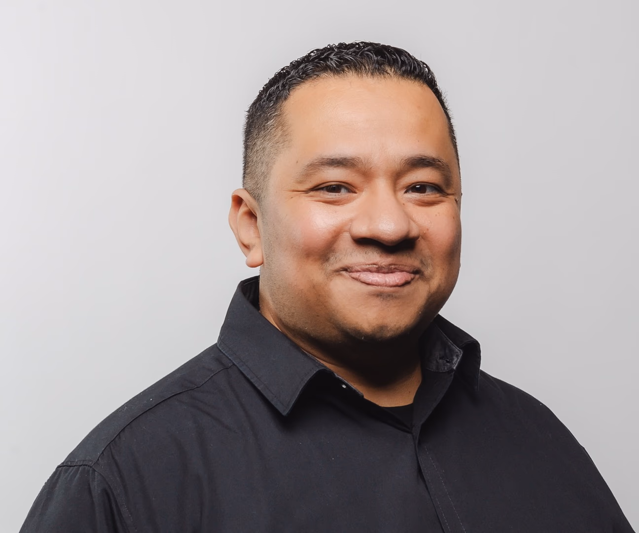 Victor H Reyes