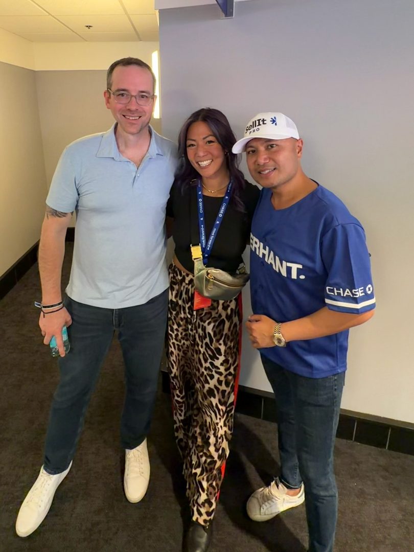 Sell It 2026 💙 What an experience! Honored to learn from the former Head of Innovation & Creativity at Disney @duncanjwardle and the legendary @tonyhawk 🤯 Got to hang with undoubtedly the coolest agents from across the country and am now even better equipped to serve my people. Shoutout to @serhantcalifornia for rolling deep! 👊🏽