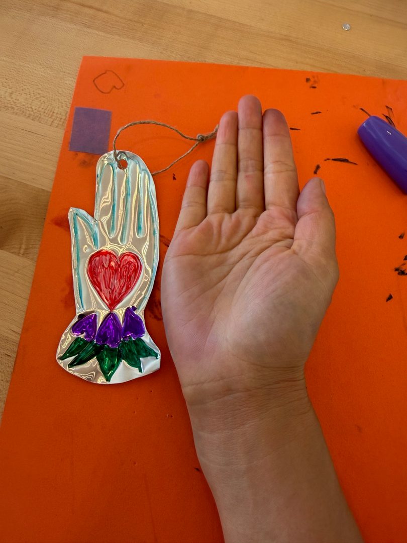 Casey tried Mexican tin art 🎨

She drew and painted her own pieces at the Brisbane Library's craft afternoon with art teacher Miss Rachel @artwmsrachel. Such a fun, creative afternoon for the kiddos!

Brisbane families — check the library's website for upcoming events 📚

Stacy Huang · (415) 840-5704 · DRE #02022230
@bayareahothome