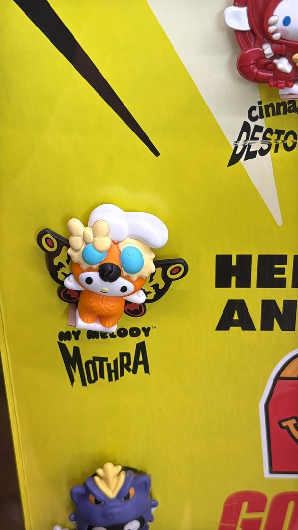 Macdonald's Happy Meal - Hello Kitty Godzilla
1. Castro Valley Macdonald has #3 Mothra & #7 Rodon.
2. Hayward Macdonald has #3 Mothra & #4Gigan
Looking for #1