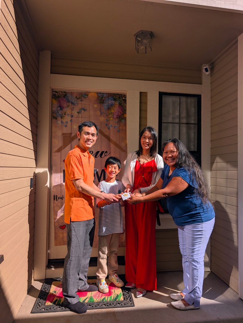 “From dreaming to doing! 🏡 Congratulations to Sumate & Bas on closing on their very first home.