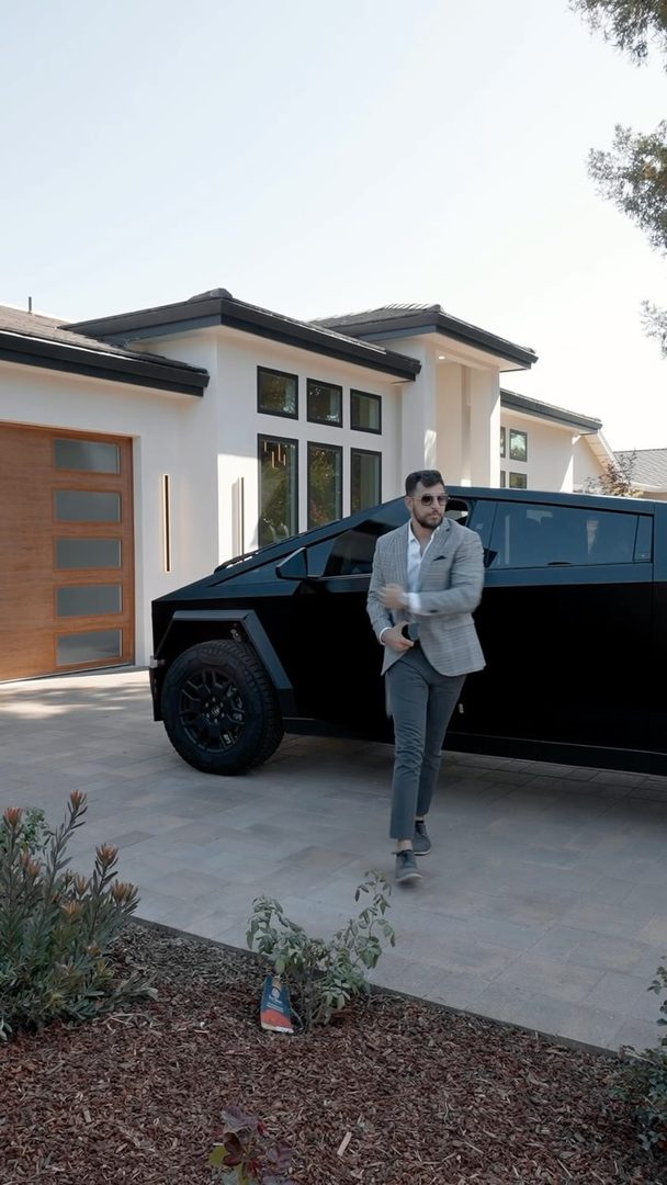 Introducing my latest listing at 12630 Paseo Olivos,Saratoga Brand new custom built contemporary home, located in a sought after Quito Village neighborhood of Saratoga

📍 12630 Paseo Olivos,Saratoga 95070

Listed at $5,298,000
5 Beds 5.5 Baths
3,681 Living SqFt
10,087 Lot Size
Listed by Shawn Ghandchi Team
DRE 01979089
.
.
.
.
#newconstruction #explore #viral #reels #Saratoga #saratogarealestate #real estate agentlife #realestateagent #justlisted #openhouse #realestate #luxurytour #luxuryrealestate