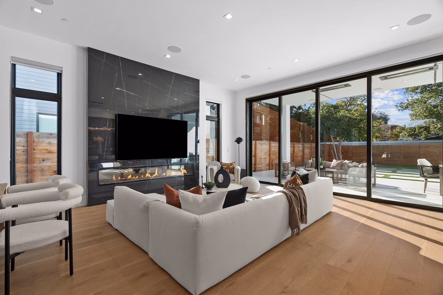 Step inside 394 Farley St — a breathtaking modern creation sculpted with bold architecture, luxe detail, and Mountain View living at its peak.

📍 394 Farley St, Mountain View, CA 94043
💰 Listed at $4,388,000
🛏 5 Bedrooms
🛁 4.5 Bathrooms
🏡 3,092 Sq.Ft. of Living Space
🌳 6,189 Sq.Ft. Lot
🧱 Built in 2022

Listed by Shawn Ghandchi Team
DRE 01979089

#NewConstruction #UltraModern #LuxuryLiving #MountainViewRealEstate #ModernHome #real estate agentLife #RealEstateAgent #JustListed #OpenHouse #LuxuryTour #LuxuryRealEstate #mountainview