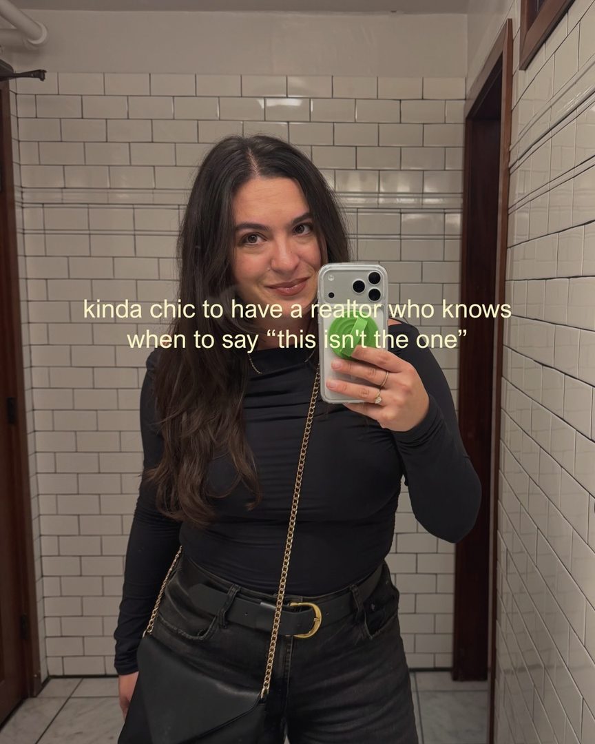 Kinda chic to buy a house in San Francisco 🫶🏼 

Even chicer to have a REALTOR® in your corner who knows when to hype you up, when to pump the brakes, and when to say, “yea…this isn’t the one.” 

That’s the kind of REALTOR® I am.

#sanfranciscorealtor #kindachic #sanfranciscorealestate #sanfranciscolife