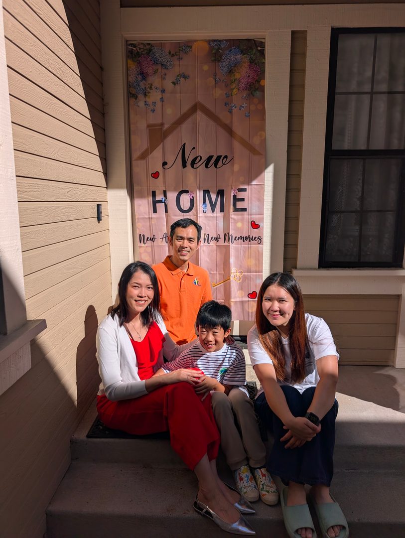 “From dreaming to doing! 🏡 Congratulations to Sumate & Bas on closing on their very first home.