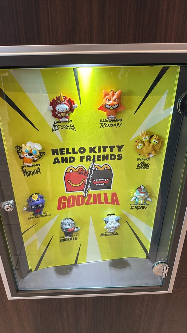 Macdonald's Happy Meal - Hello Kitty Godzilla
1. Castro Valley Macdonald has #3 Mothra & #7 Rodon.
2. Hayward Macdonald has #3 Mothra & #4Gigan
Looking for #1
