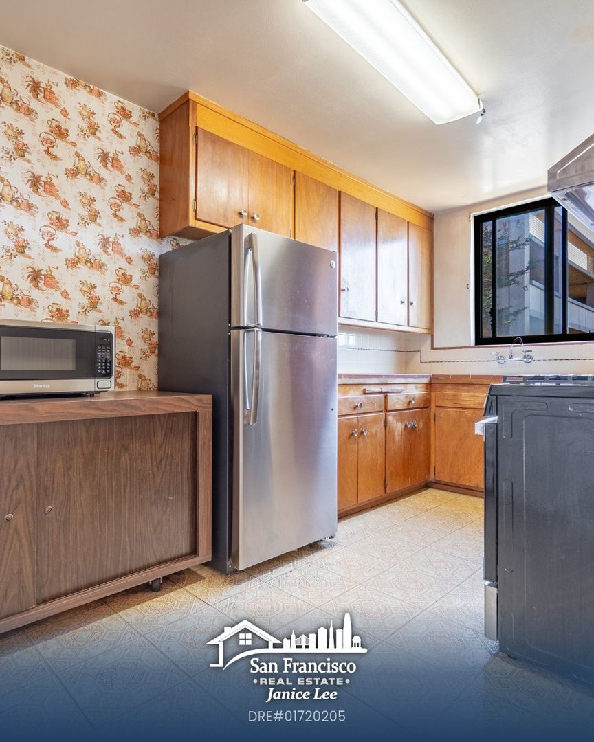 ✨ Just Listed | 486 Niantic Avenue, Daly City $875,000

3 bed · 2 bath · Daly City

Prime location, incredible potential, a home to make your own! Just one block from Daly City BART, this versatile home offers an unbeatable location paired with the freedom to personalize every space to your vision. 🏡

The upper level features two bedrooms and one bath, while the lower level adds a third bedroom and bath, creating flexibility for extended family, guests or a home office. A recently updated electrical panel, freshly cleaned carpets and a flat backyard ready for gardening or entertaining round it out. Bring your creativity and build long term value in one of the most connected neighborhoods around. 🔑

Exceptional access to San Francisco, the Peninsula and the greater Bay Area, with shopping, dining and transit just moments away.

📩 DM me for details or to schedule a showing.
📞 Call (415) 832-9151
🌐 JaniceLeeHomes.com

#REALTOR® #ListingAgent #seller #BayAreaRealEstate #DalyCity