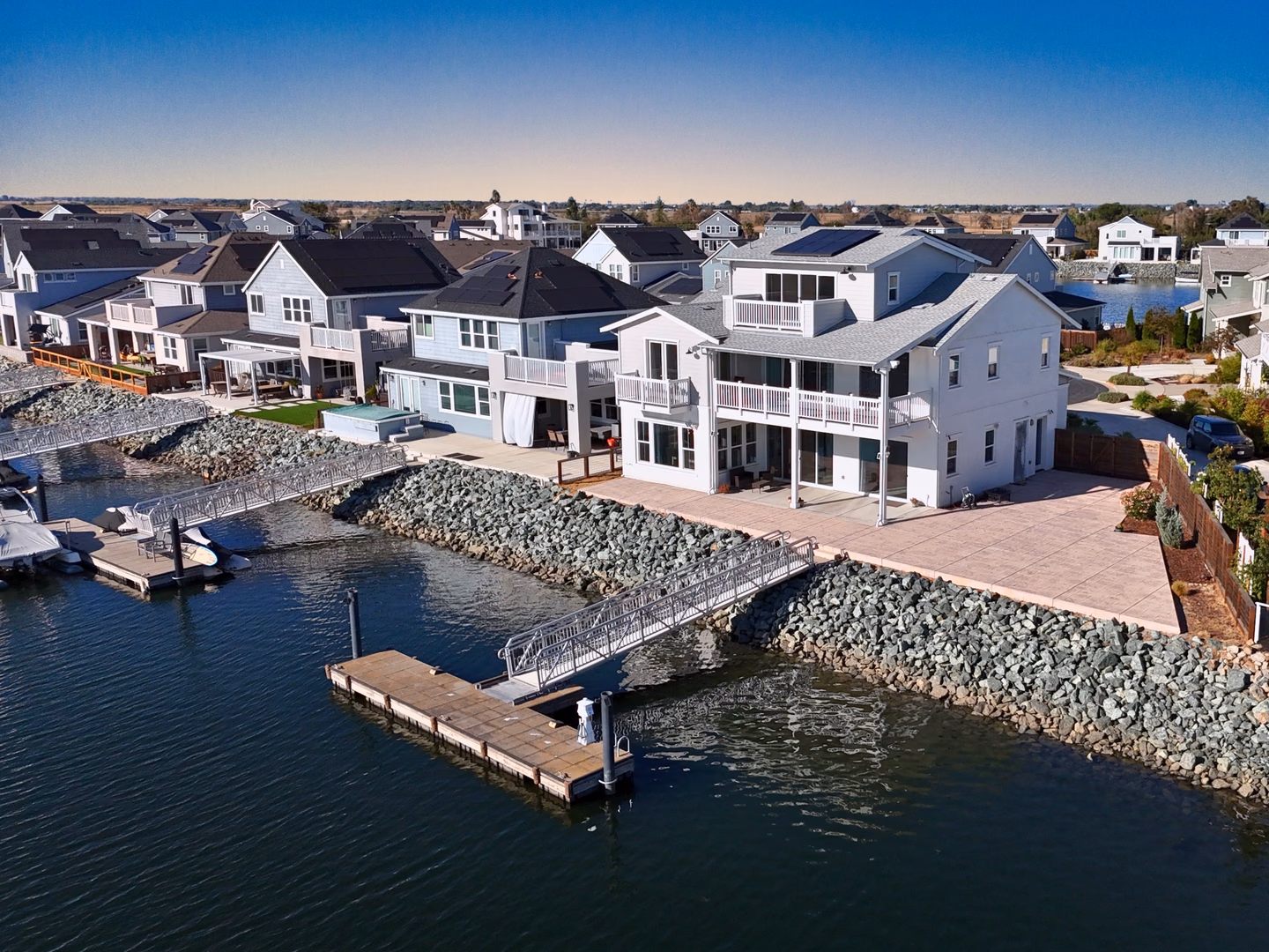 From Listing to Closing: Winning Strategies Behind a Delta Coves Sale