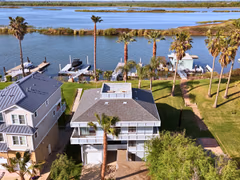 A beautiful closing at 3147 W Willow Road
So thankful to guide both my seller and my buyer through this journey.
Two families, one home, and a whole lot of trust.
This is why I love what I do.