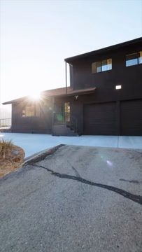 Get out of the city and into the countryside. Welcome to Green Valley, Ca
@sunnyknarang @therise.group 
📍38735 San Francisquito Canyon Road, Santa Clarita, CA  91390
Listed by: Mark Hermann 
@realbrokerage 
#realestate #homeshopping #housingmarket #zillow #realestatenews