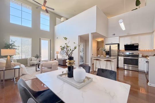Luxurious Penthouse Condo in San Jose Japantown!